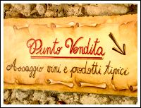 Agriturismo Al Castel, Verona - Il cartello all'entrata del punto vendita dei prodotti tipici fatti da noi.